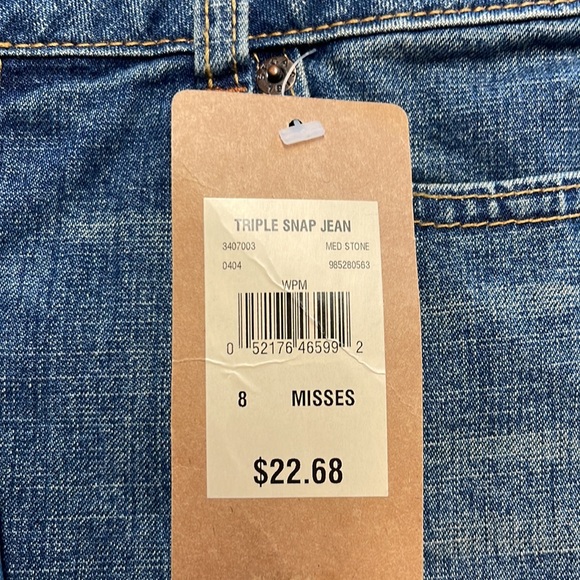 Levi Strauss Triple Snap Misses Low Rise Boot Cut Jeans NWT - Picture 3 of 3